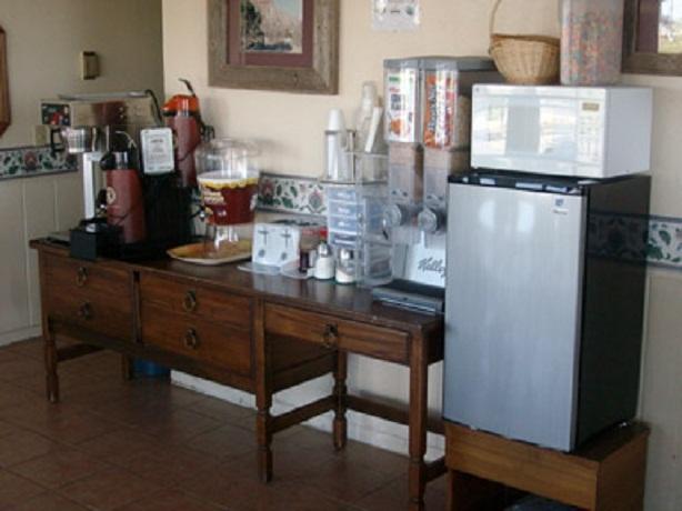 Knights Inn & Suites - Canyon Restaurang bild